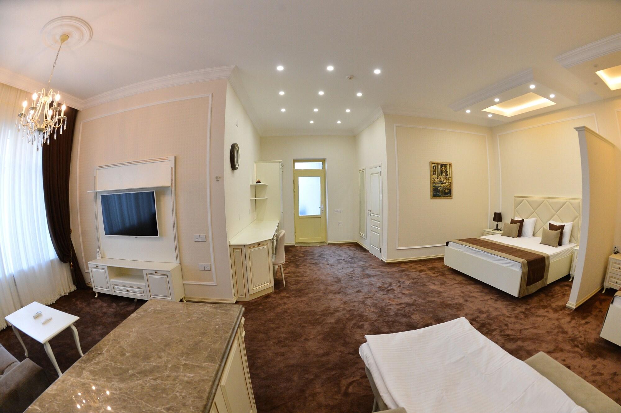 East Legend Hotel Baku Exterior photo