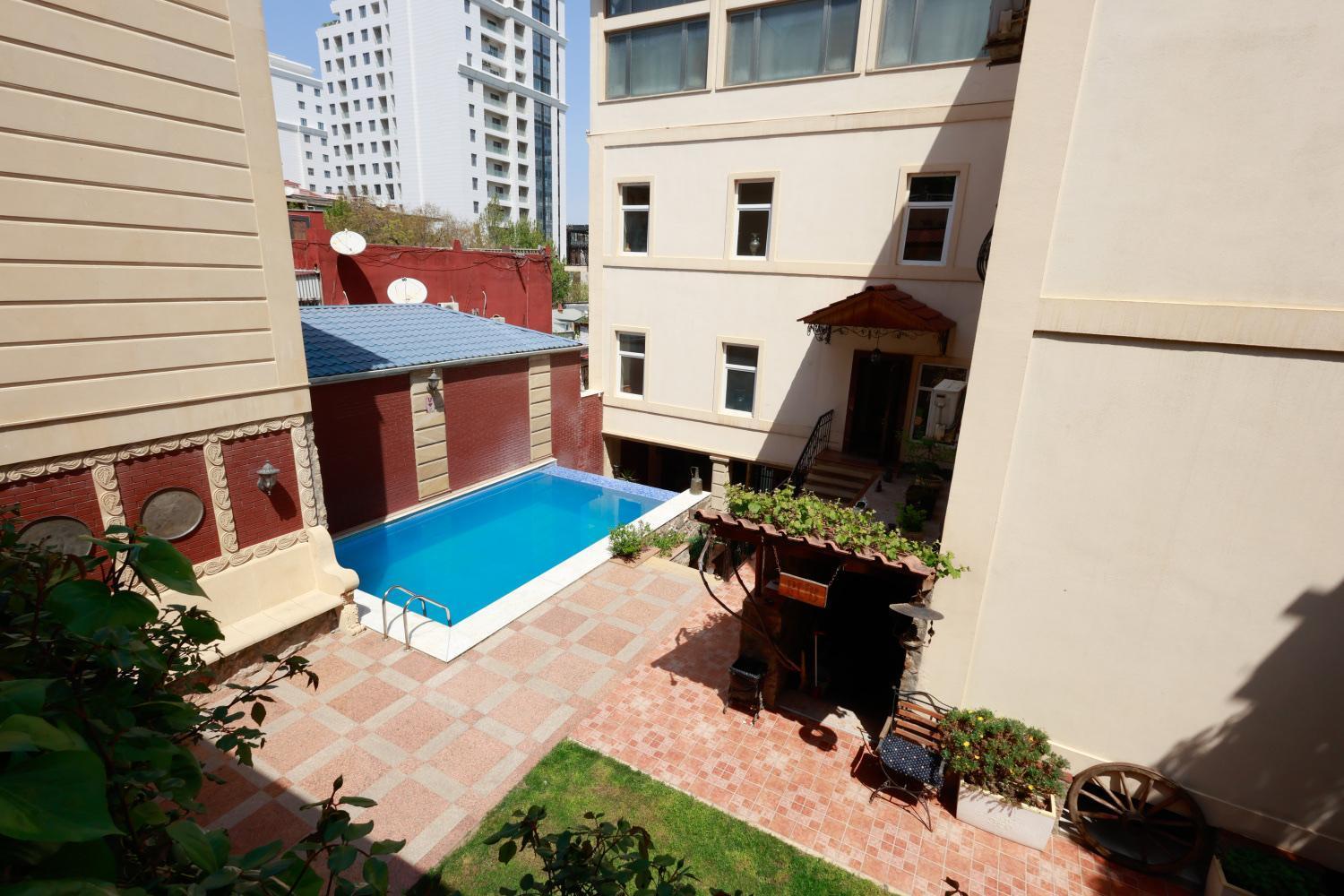 East Legend Hotel Baku Exterior photo