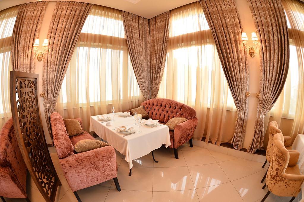 East Legend Hotel Baku Exterior photo
