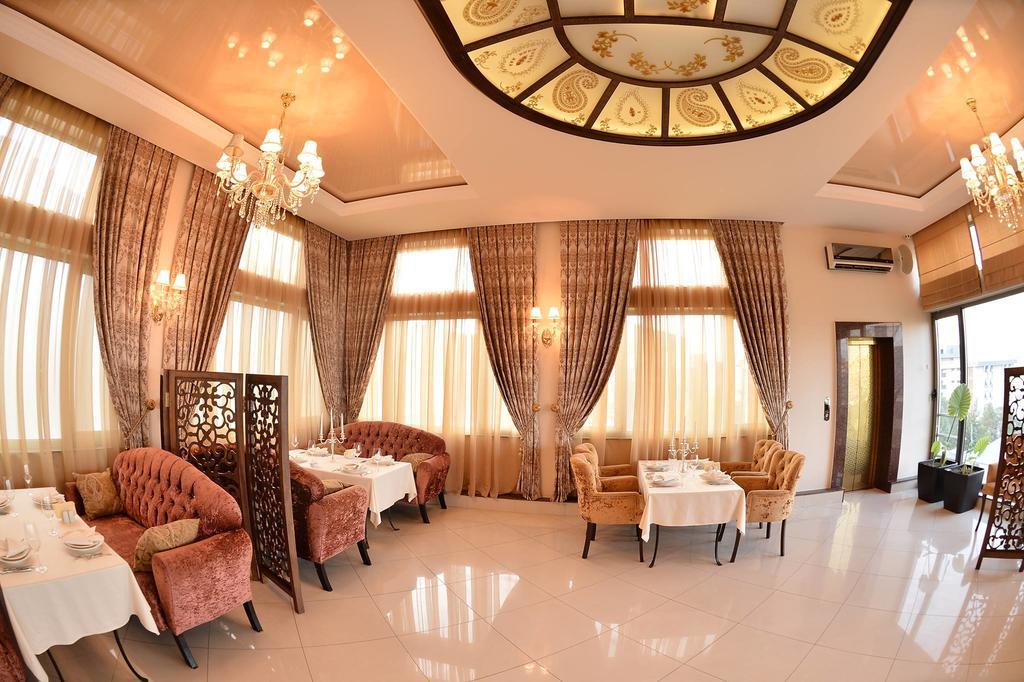 East Legend Hotel Baku Exterior photo