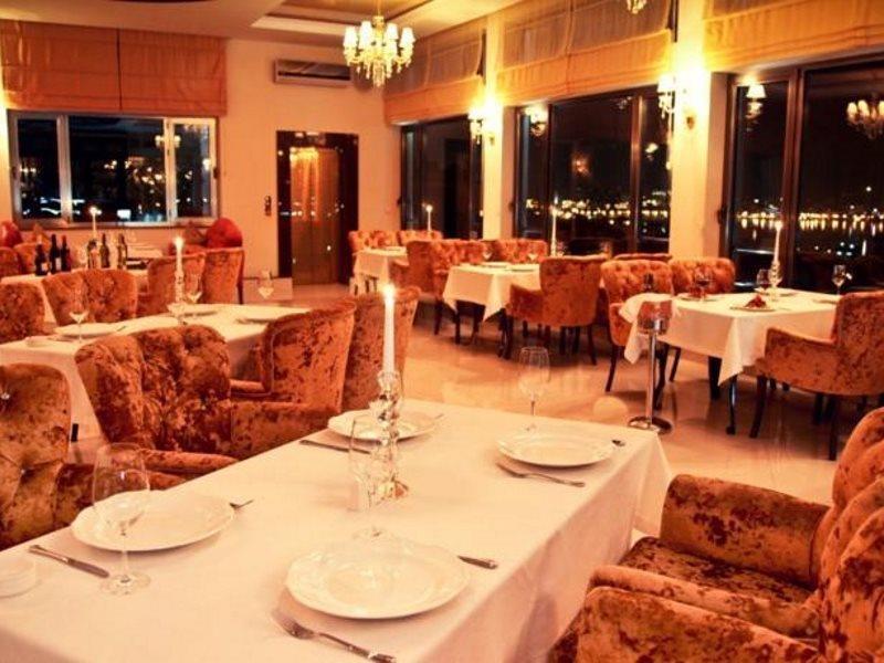 East Legend Hotel Baku Exterior photo
